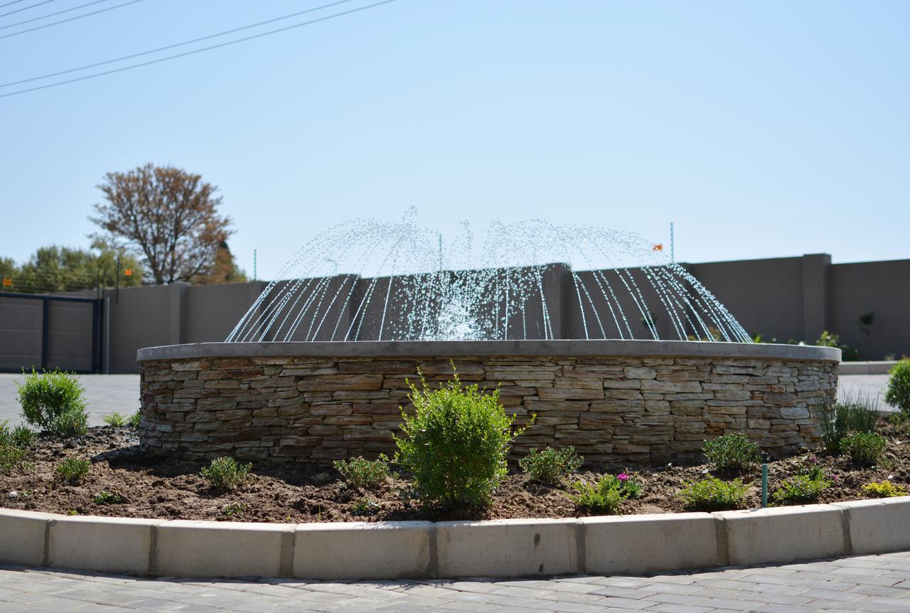 Regal Inn Hotel Midrand Εξωτερικό φωτογραφία
